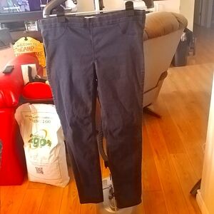 10/$10    H&M Black Jeggings 14